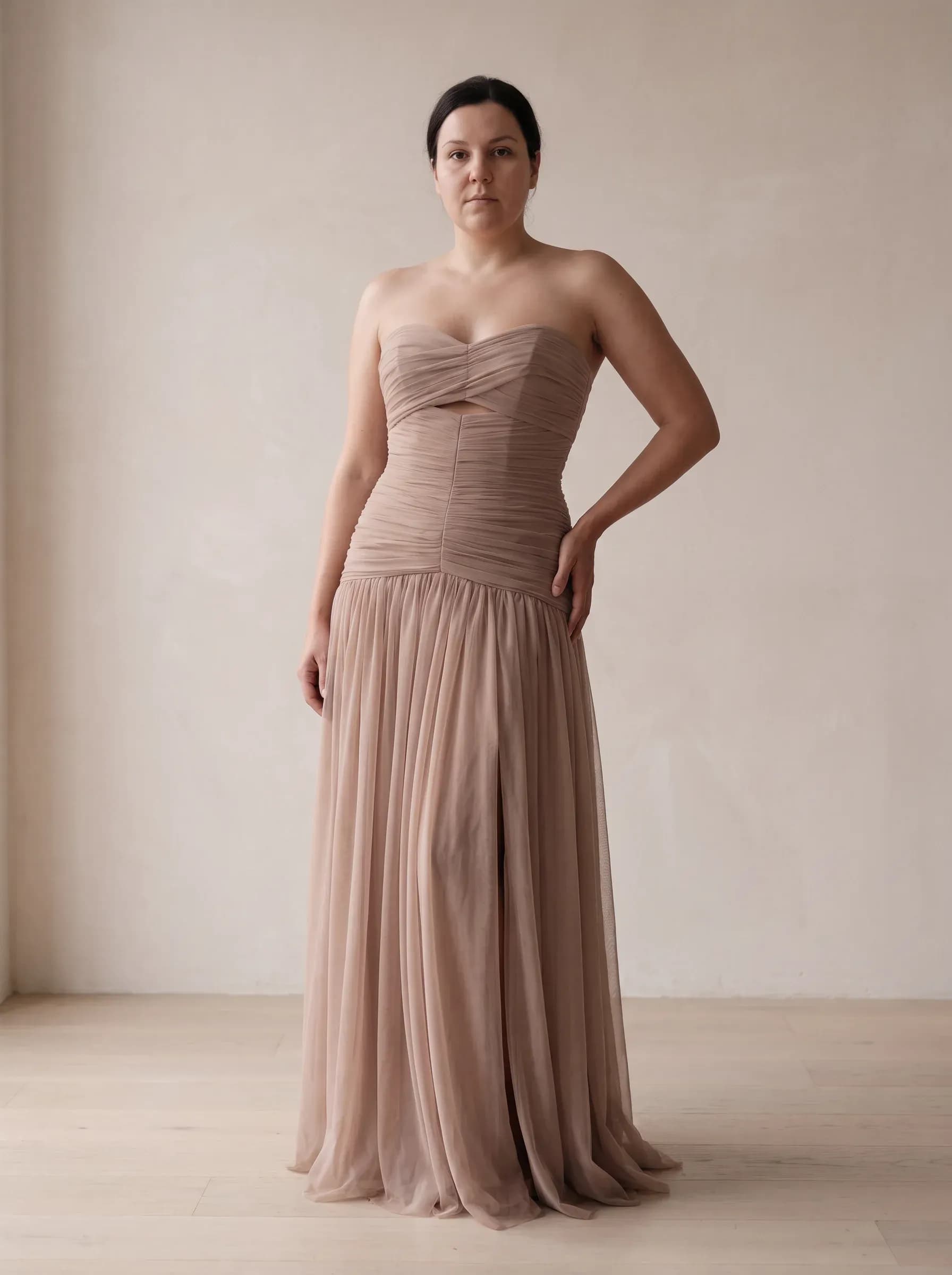 Maxi Dress in Italian Mesh with Corset Bodice, שמלת ערב, תצלום 1