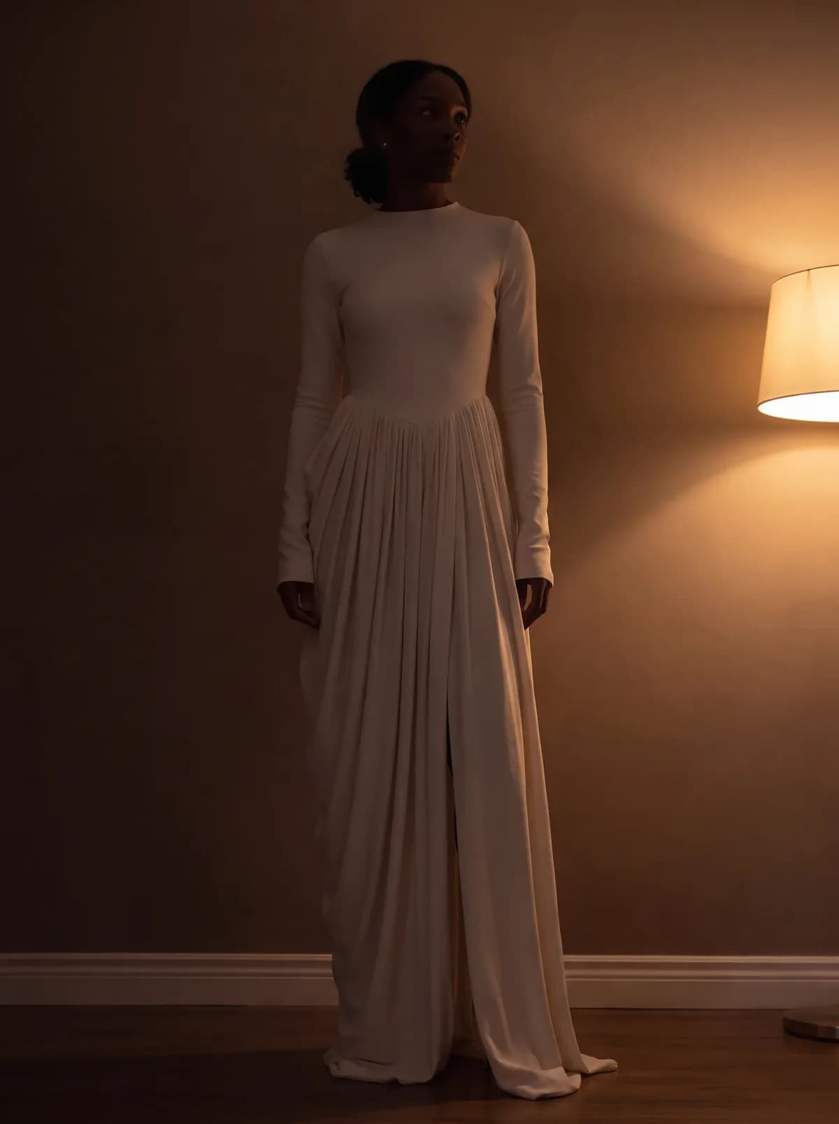 White Maxi Dress with Slit and Long Sleeves, שמלת ערב, תצלום 1